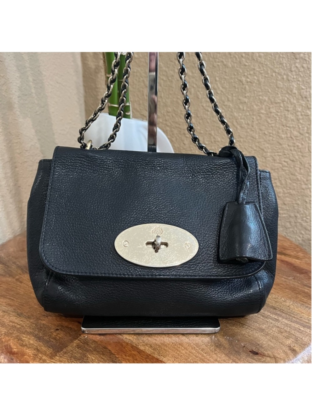 Mulberry Black Leather Shoulder Bag with Gold Hardware